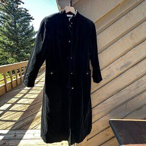 Count Romi Vintage Black Velvet Full Length Coat 6P